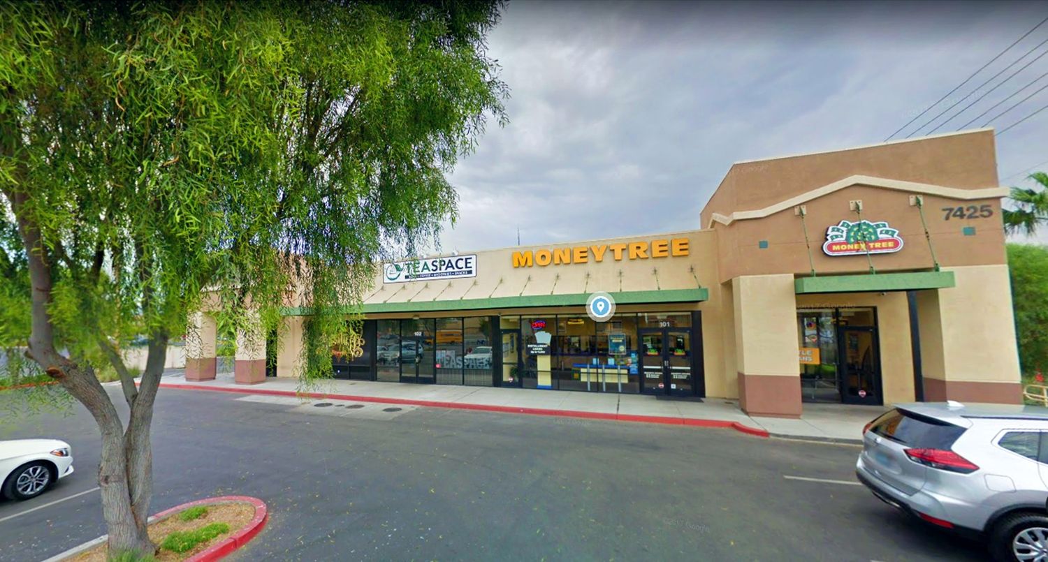 Eastern Springs Village: 7435 S Eastern Ave, Las Vegas, NV 89123